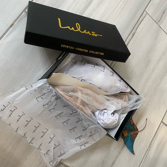 New in Box Lulu's Simonee nude wrap sandal heels - smokeshow!! 🔥👯♀️ - Picture 7 of 9